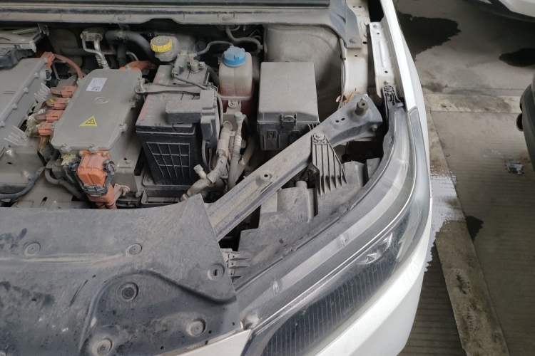 Used AION S 2019 Xuan 630 Engine Bay Left
