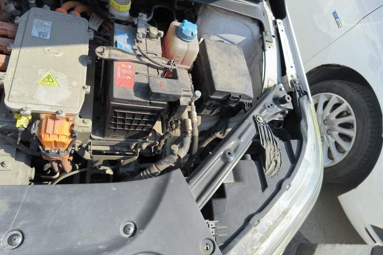 Used AION S 2019 Xuan 530 Engine Bay Left