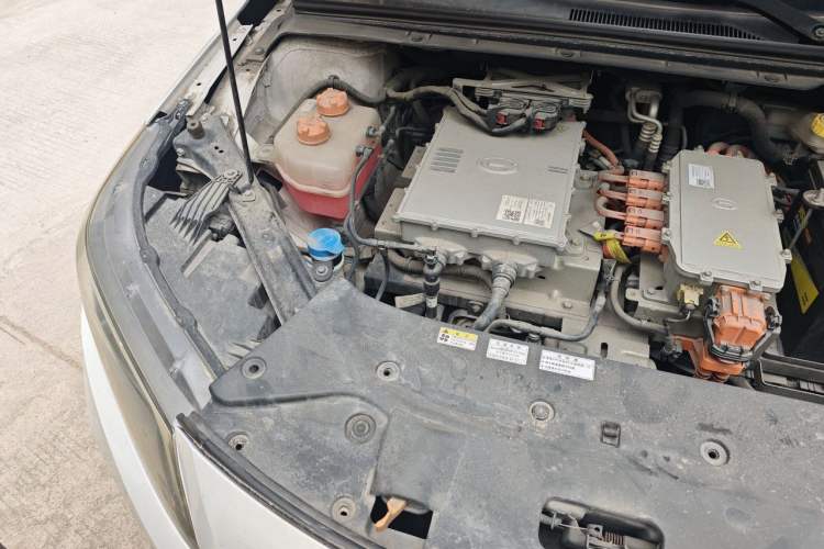 Used AION S 2019 Xuan 530 Engine Bay Right