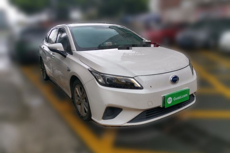 Used AION S 2019 Xuan 530 Front Right 45 Deg