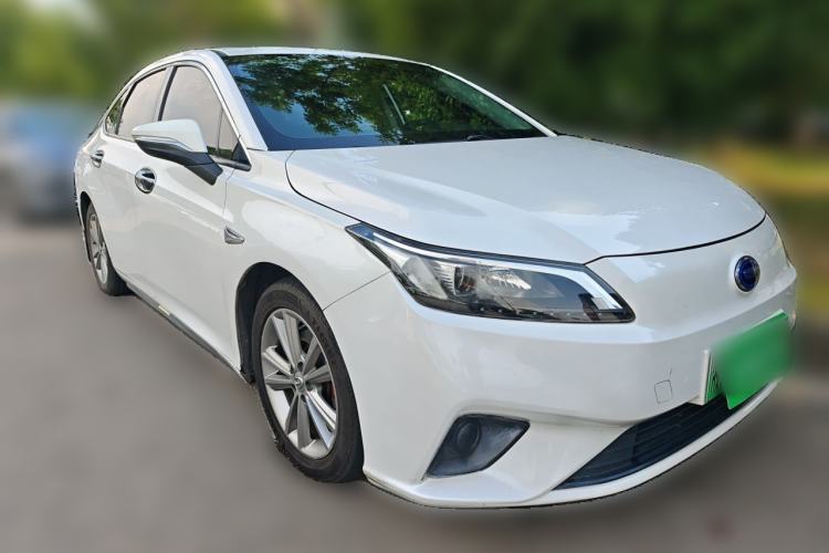Used AION S 2019 Xuan 630 Front Right 45 Deg