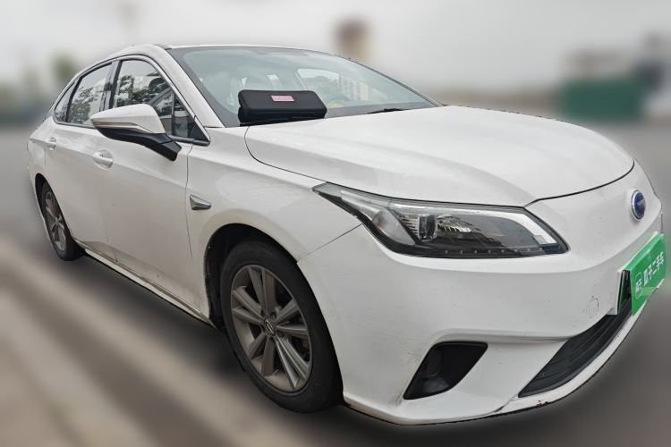Used AION S 2019 Xuan 530 Front Right 45 Deg
