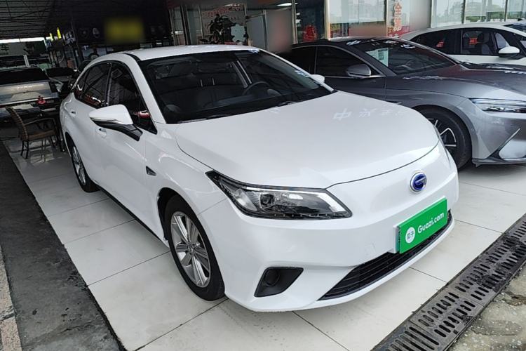 Used AION S 2019 Xuan 530 Front Right 45 Deg