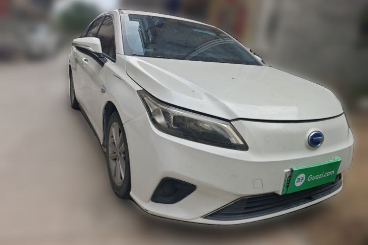 Used AION S 2019 Xuan 530 Front Right 45 Deg