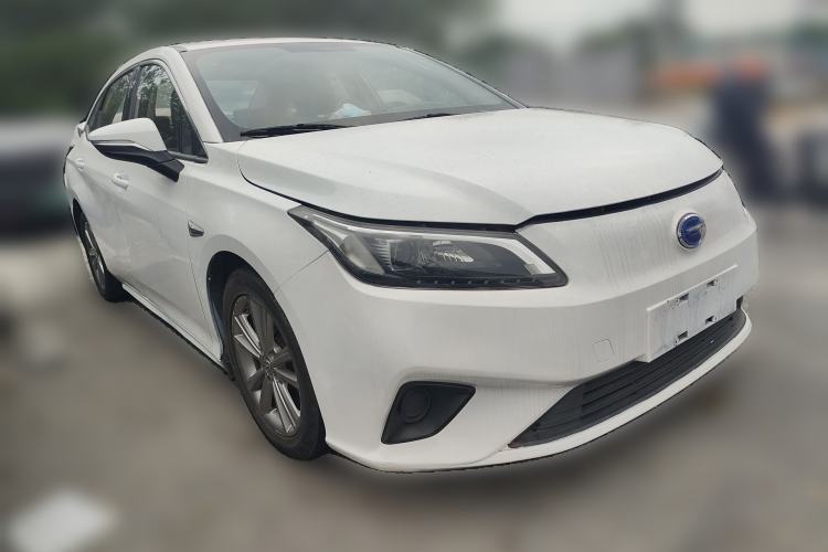 Used AION S 2019 Xuan 530 Front Right 45 Deg