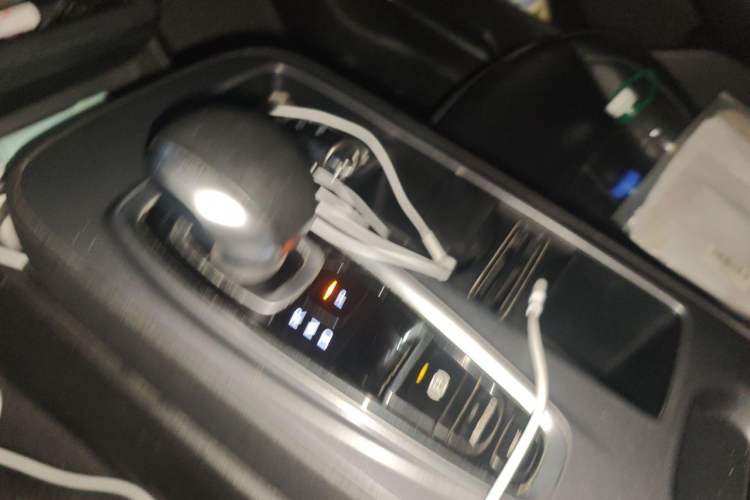Used AION S 2019 Xuan 530 Gear Lever