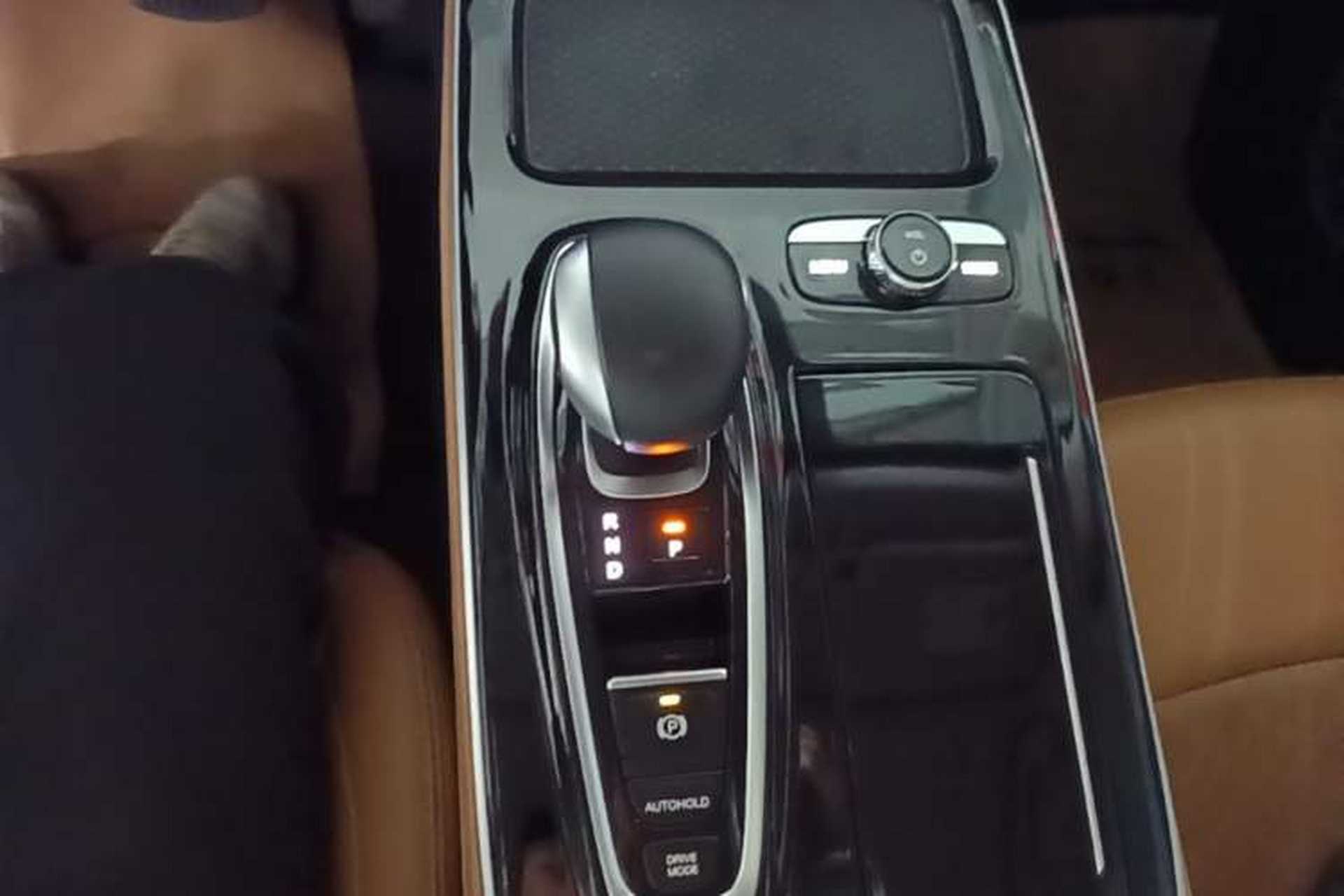 Used AION S 2019 Meizu 530 Gear Lever