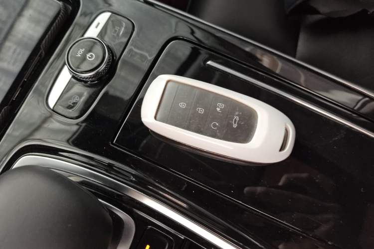 Used AION S 2019 Max 630 Interior 1
