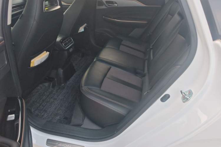 Used AION S 2019 Meizu Evo 630 Left Rear Seat