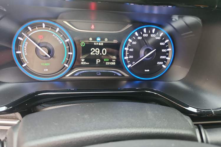 Used AION S 2019 Xuan 530 Odometer Close Up