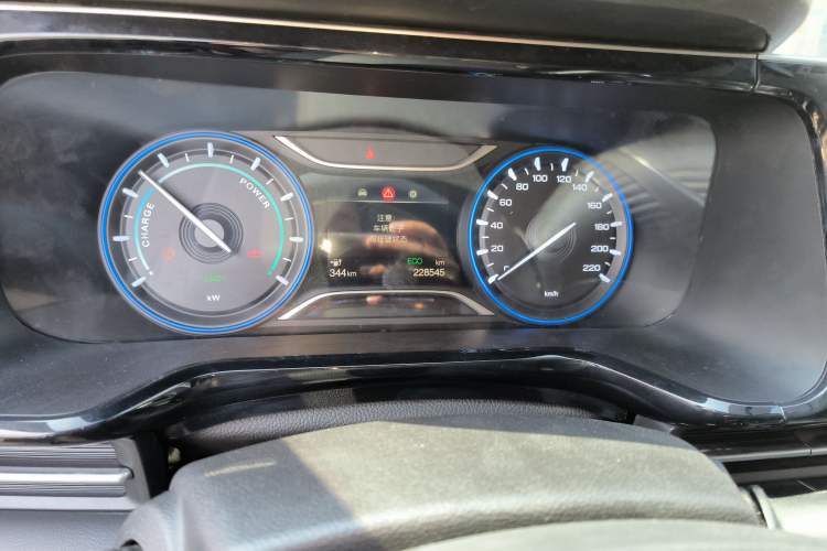 Used AION S 2019 Xuan 530 Odometer Close Up