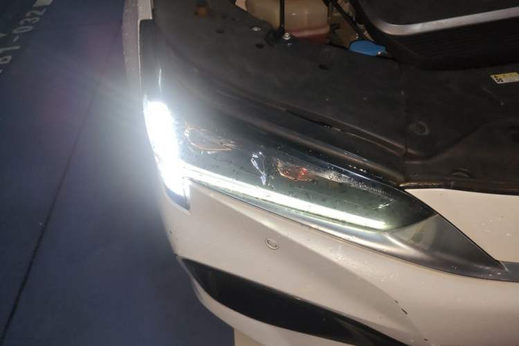Used AION S 2019 Max 630 Right Front Headlight