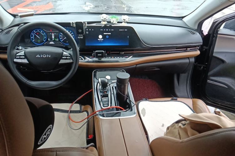 Used AION S 2020 Meizu 580 Center Console