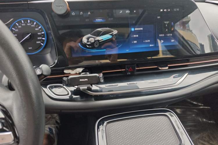 Used AION S 2020 Meizu 580 Pio Audio And AC Panel