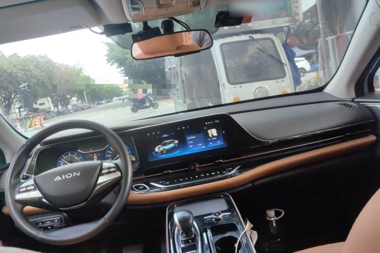 Used AION S 2020 Meizu 580 Center Console