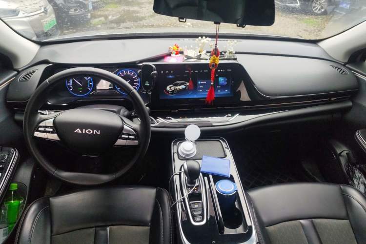 Used AION S 2020 Meizu 580 Center Console