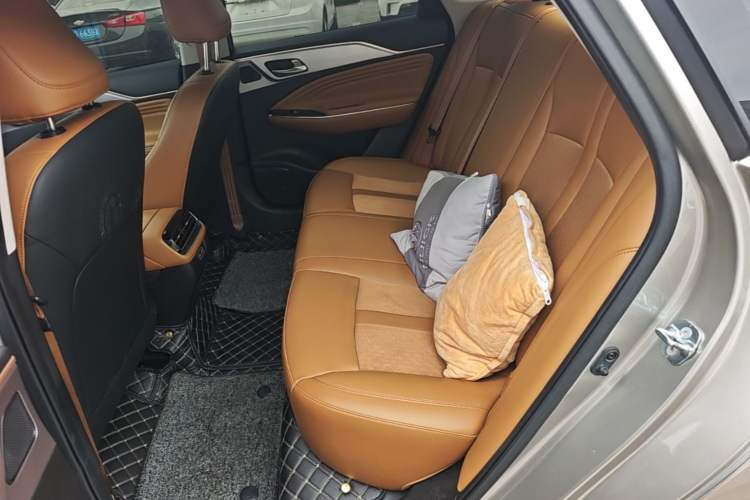 Used AION S 2020 Meizu 580 Travel Standard Edition Left Rear Seat