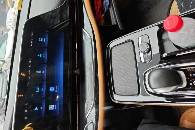 Used AION S 2020 Meizu 580 Pio Audio And AC Panel