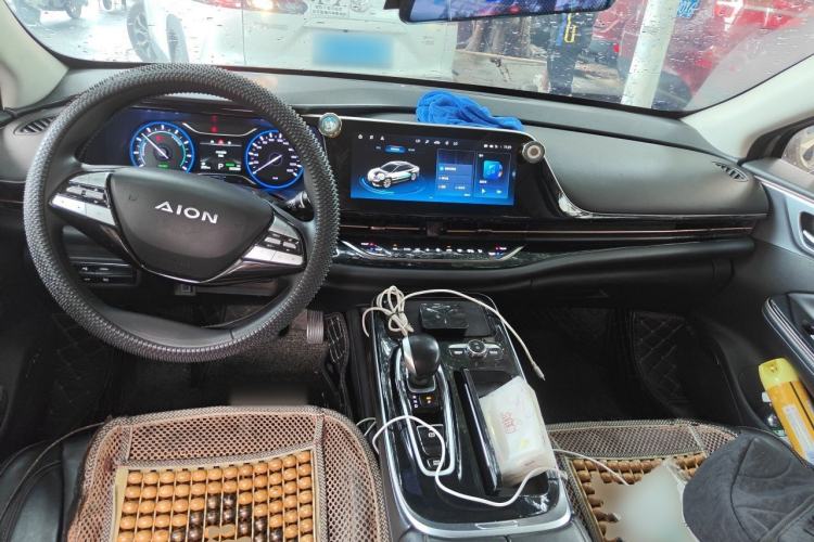 Used AION S 2020 Meizu 580 Center Console
