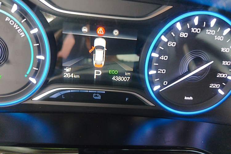 Used AION S 2020 Meizu 580 Odometer Close Up