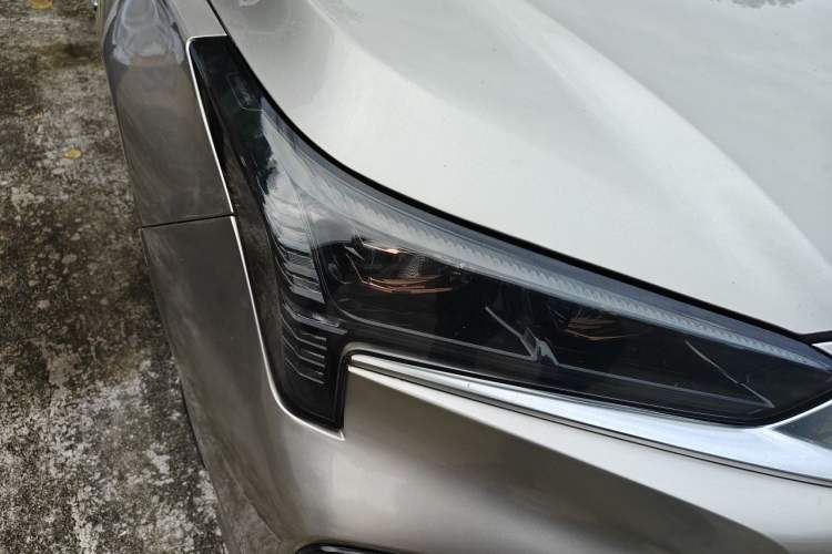 Used AION S 2020 Meizu 580 Right Front Headlight