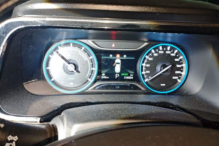 Used AION S 2020 Meizu 580 Odometer Close Up