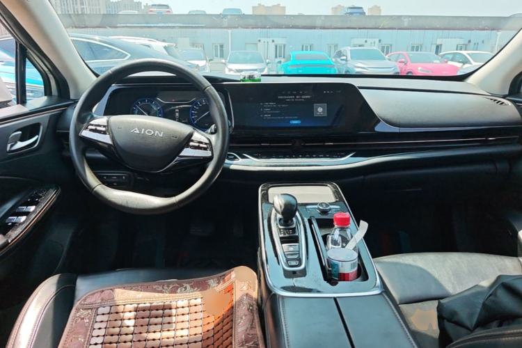Used AION S 2020 Meizu 580 Center Console