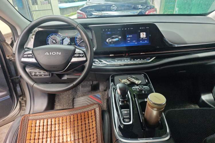 Used AION S 2020 Meizu 580 Center Console