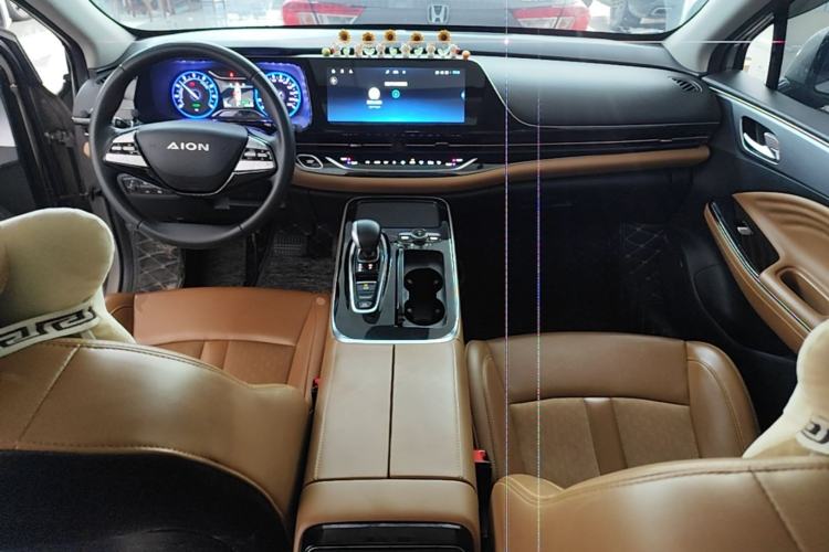 Used AION S 2020 Meizu 580 Center Console