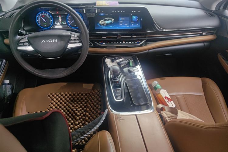 Used AION S 2020 Meizu 580 Pio Center Console