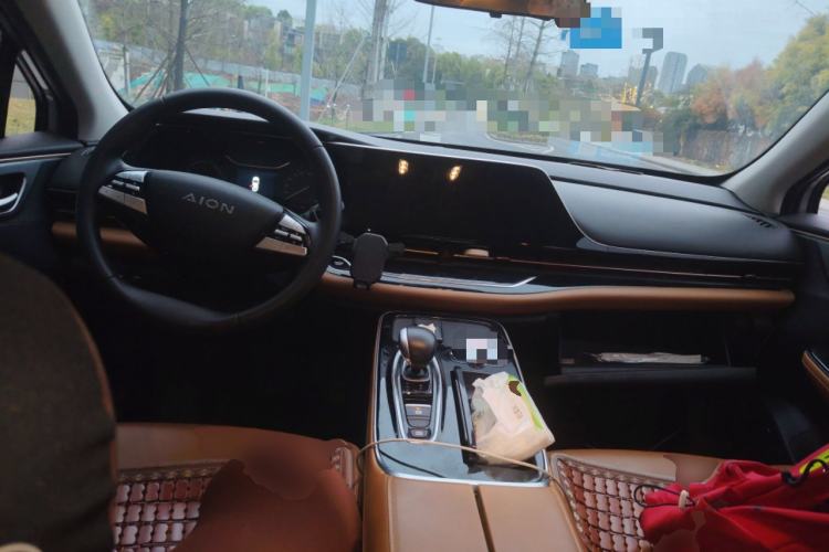 Used AION S 2020 Meizu 580 Pio Center Console