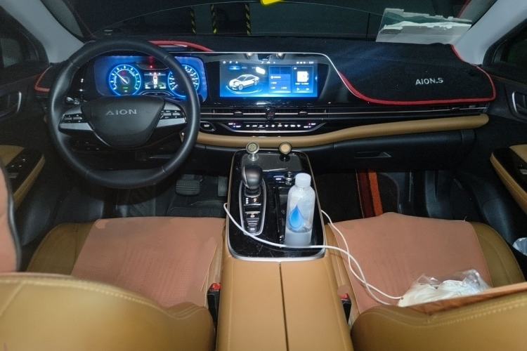 Used AION S 2020 Meizu 580 Center Console
