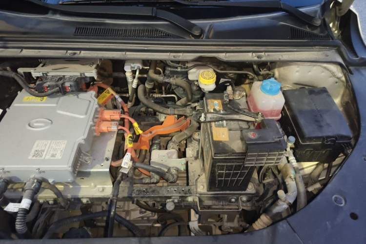 Used AION S 2020 Meizu 580 Pio Engine Bay Left