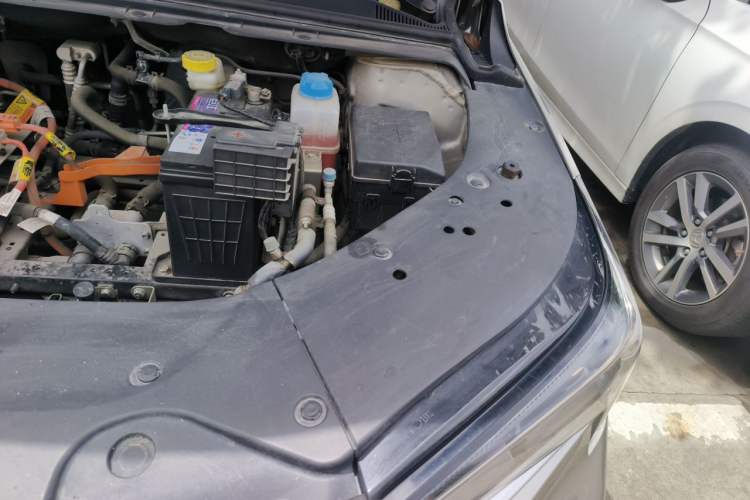Used AION S 2020 Meizu 580 Pio Engine Bay Left