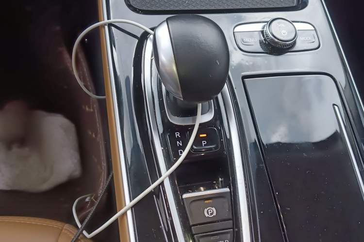 Used AION S 2020 Meizu 580 Gear Lever