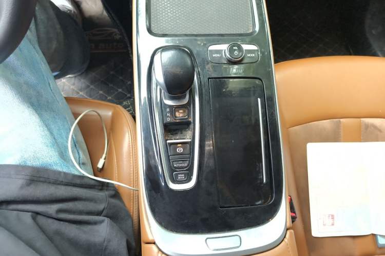 Used AION S 2020 Meizu 580 Gear Lever