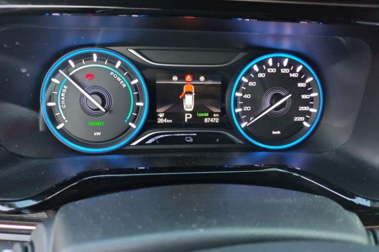 Used AION S 2020 Meizu 580 Odometer Close Up