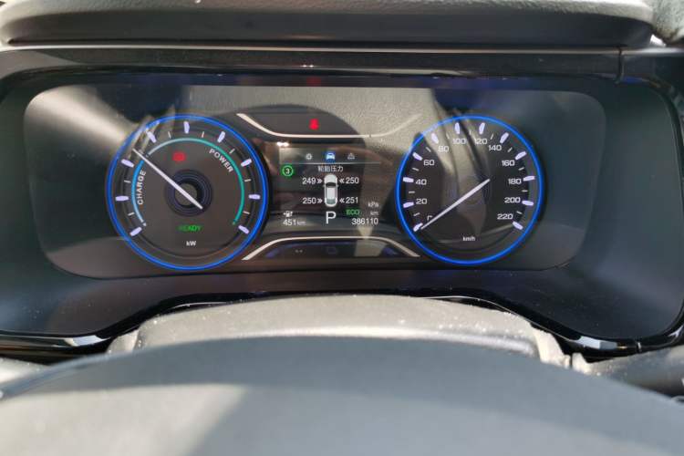 Used AION S 2020 Meizu 580 Odometer Close Up