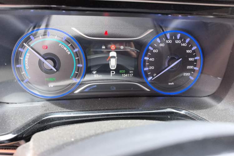 Used AION S 2020 Meizu 580 Odometer Close Up