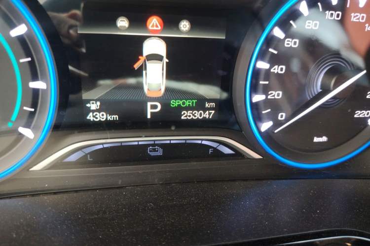 Used AION S 2020 Meizu 580 Odometer Close Up