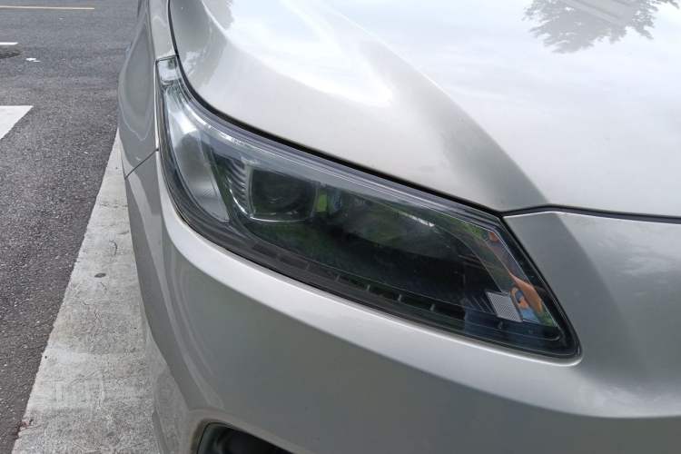 Used AION S 2020 Xuan 580 Pio Right Front Headlight