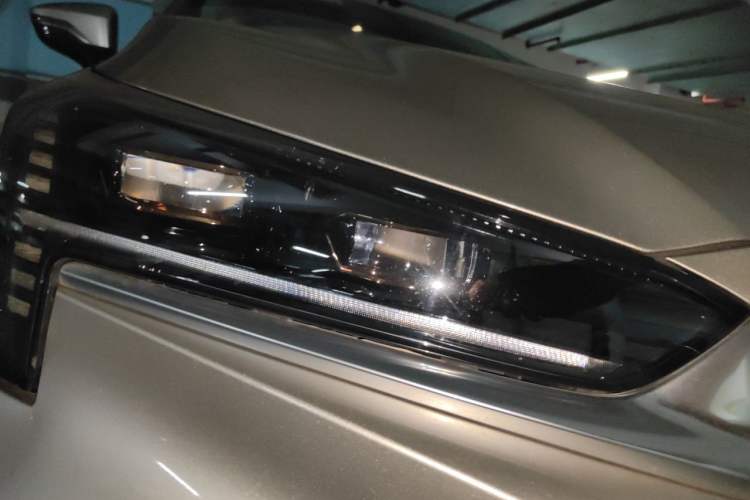 Used AION S 2020 Meizu 580 Pio Right Front Headlight