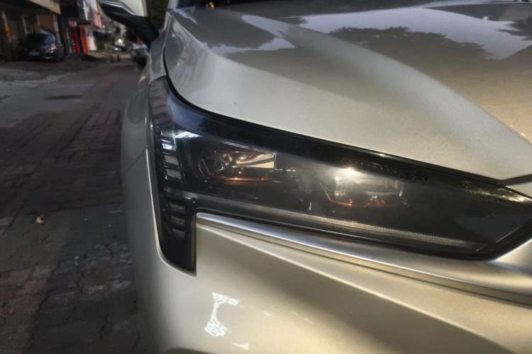 Used AION S 2020 Meizu 580 Right Front Headlight