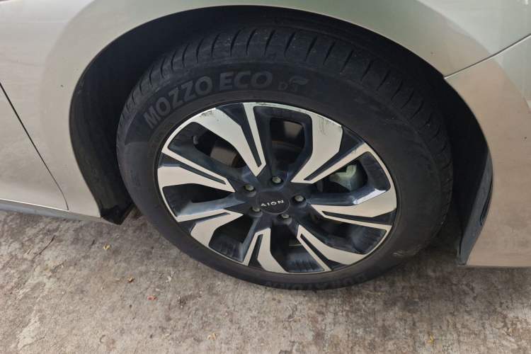 Used AION S 2020 Meizu 580 Right Front Wheel Hub