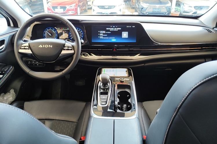 Used AION S 2020 Meizu 580 Pio Center Console