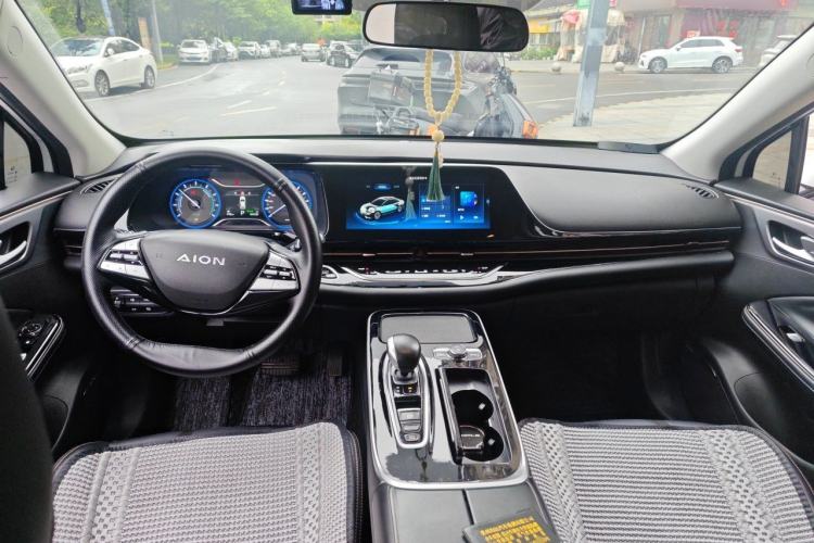 Used AION S 2020 Meizu 580 Center Console