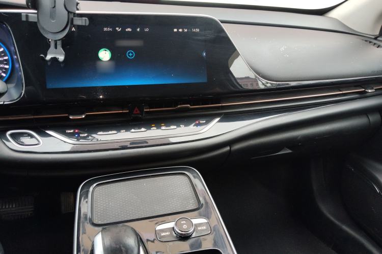Used AION S 2020 Meizu 580 Center Console