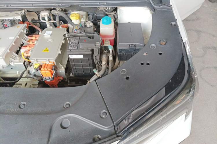 Used AION S 2020 Meizu 580 Pio Engine Bay Left