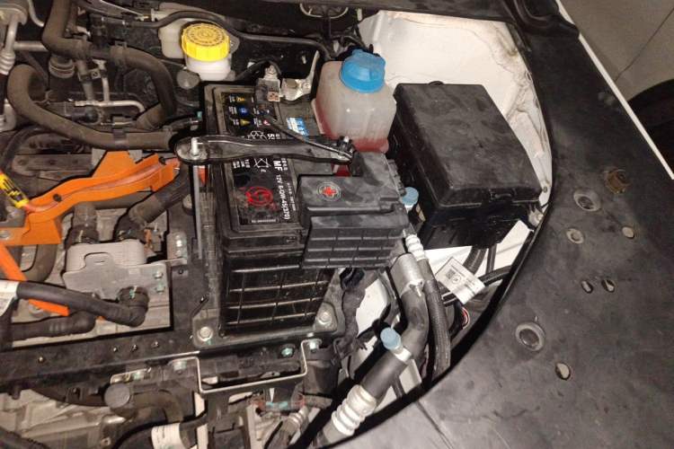 Used AION S 2020 Meizu 580 Pio Engine Bay Left