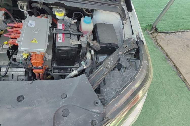Used AION S 2020 Xuan 580 Engine Bay Left